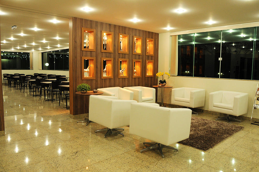 Savana Hotel อูเบร์ลังเจีย ภายนอก รูปภาพ